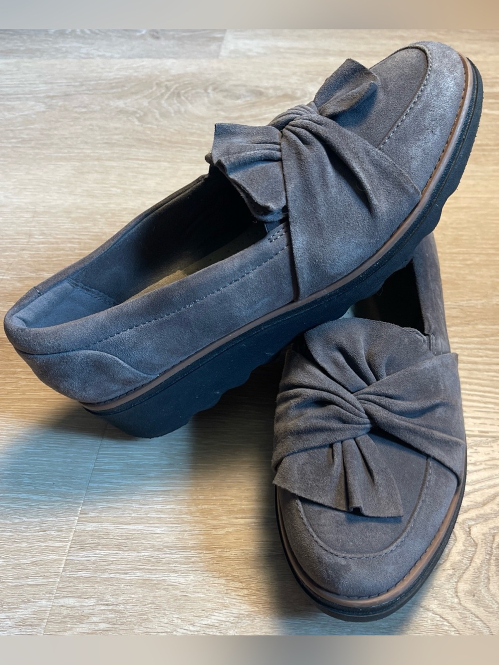 CLARKS Gray Suede Sharon Dasher Loafer Wedges Slip On Ultimate Comfort 9